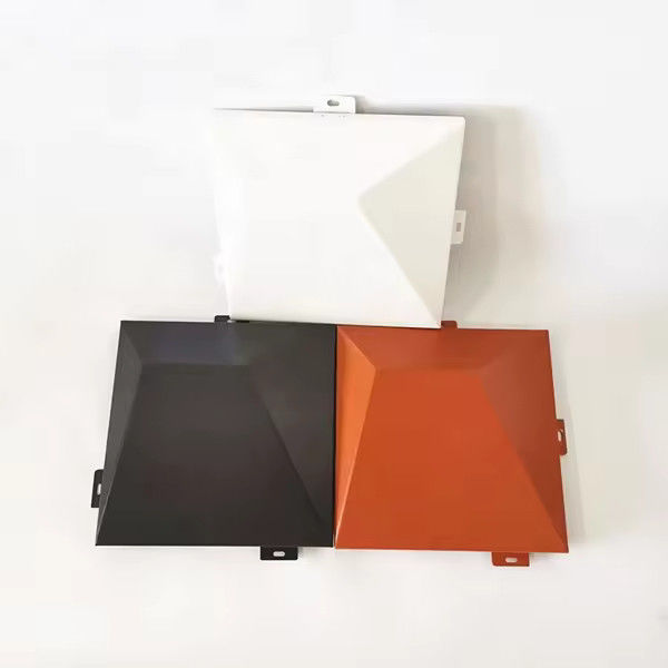 Feuerdichte Vorhangwand aus anodierter Aluminiumfolie der Klasse A mit Schalldämmleistung ≥ 35 dB