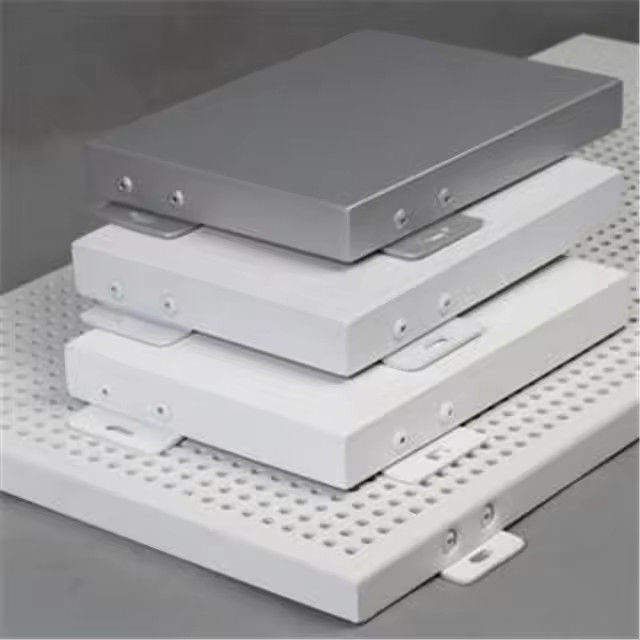 2.0mm Glas Aluminium Vorhangwand mit 800Pa Wasserdichtheit Außeninstallation