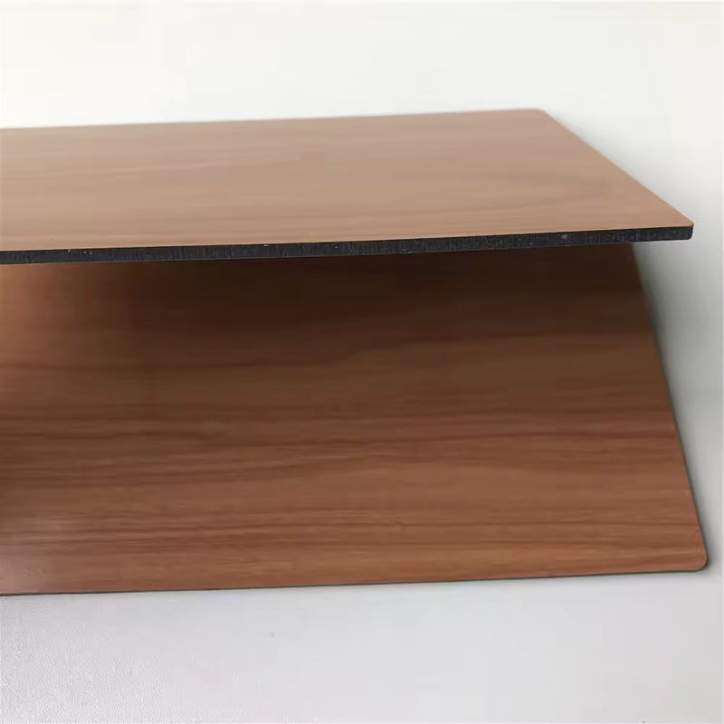 Winddruckwiderstand 4,5 kPa bis 5,0 kPa Fensterwandsystem mit Luftdurchlässigkeitsklasse 4