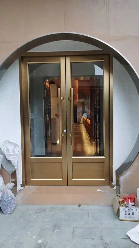 China Fabrik guter Preis Eck Türen Handelsgeschäft Kfc Shop Front Store Eingangstür doppelte automatische Schaukel-Glas-Eingangstür